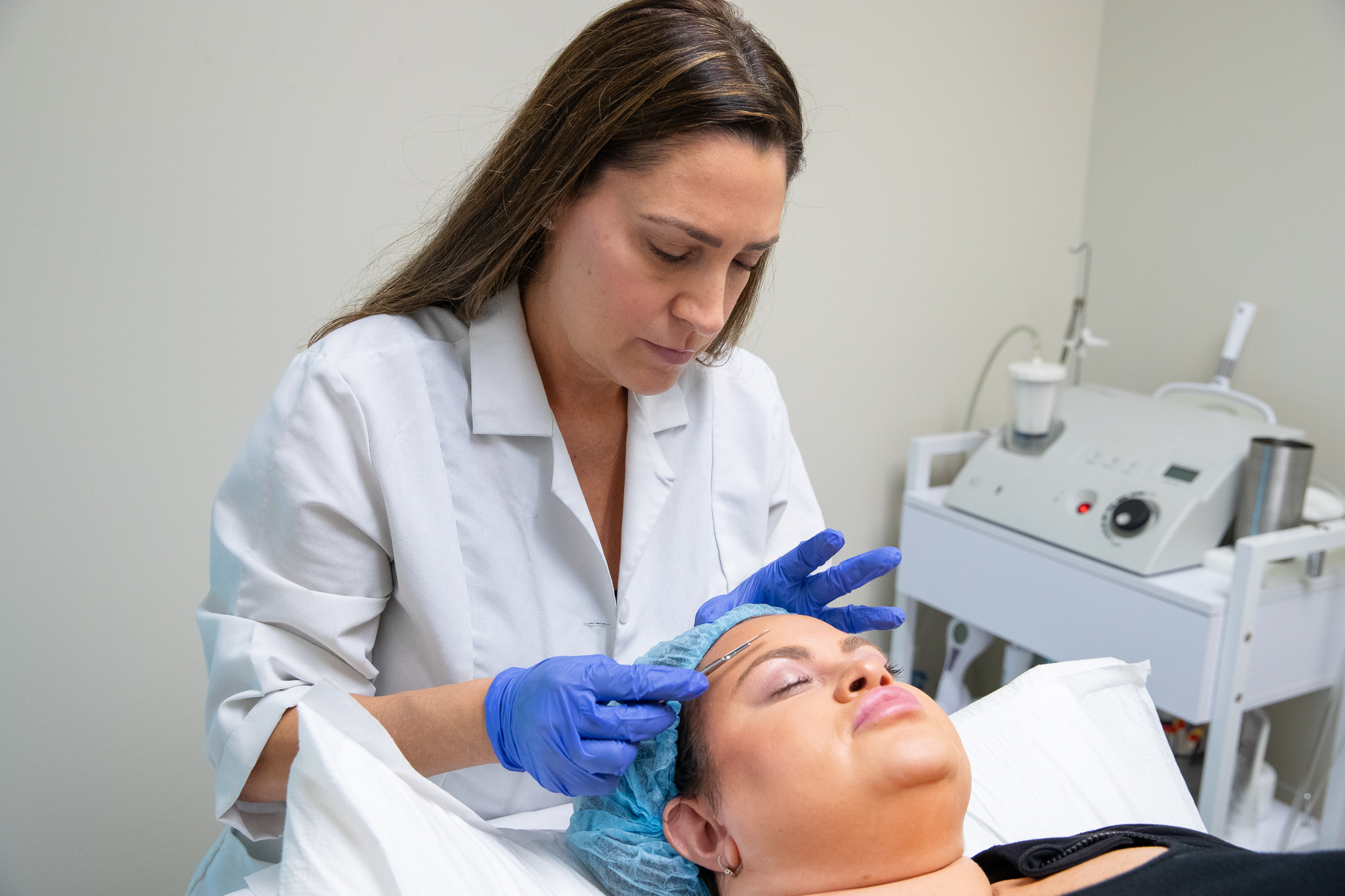 Dermaplaning